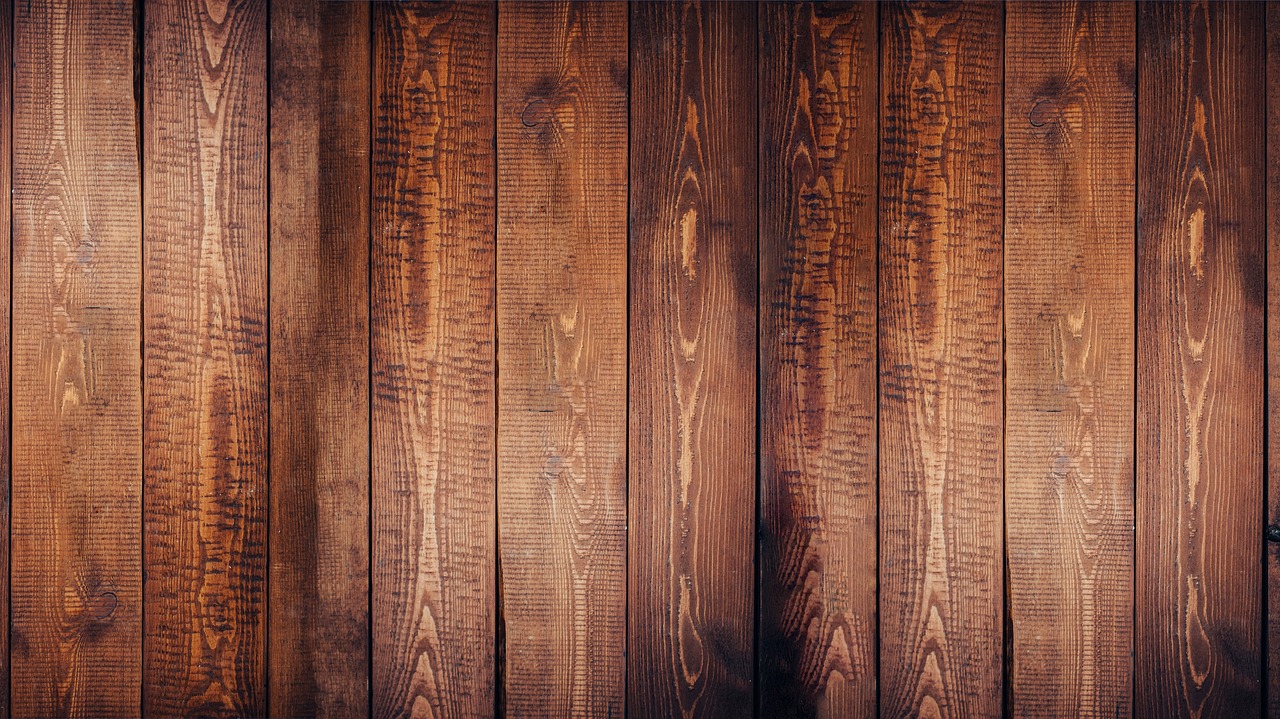 Wandpanelen met hout textuur in moderne woonkamer. Wandpanelen met hout textuur in moderne woonkamer.